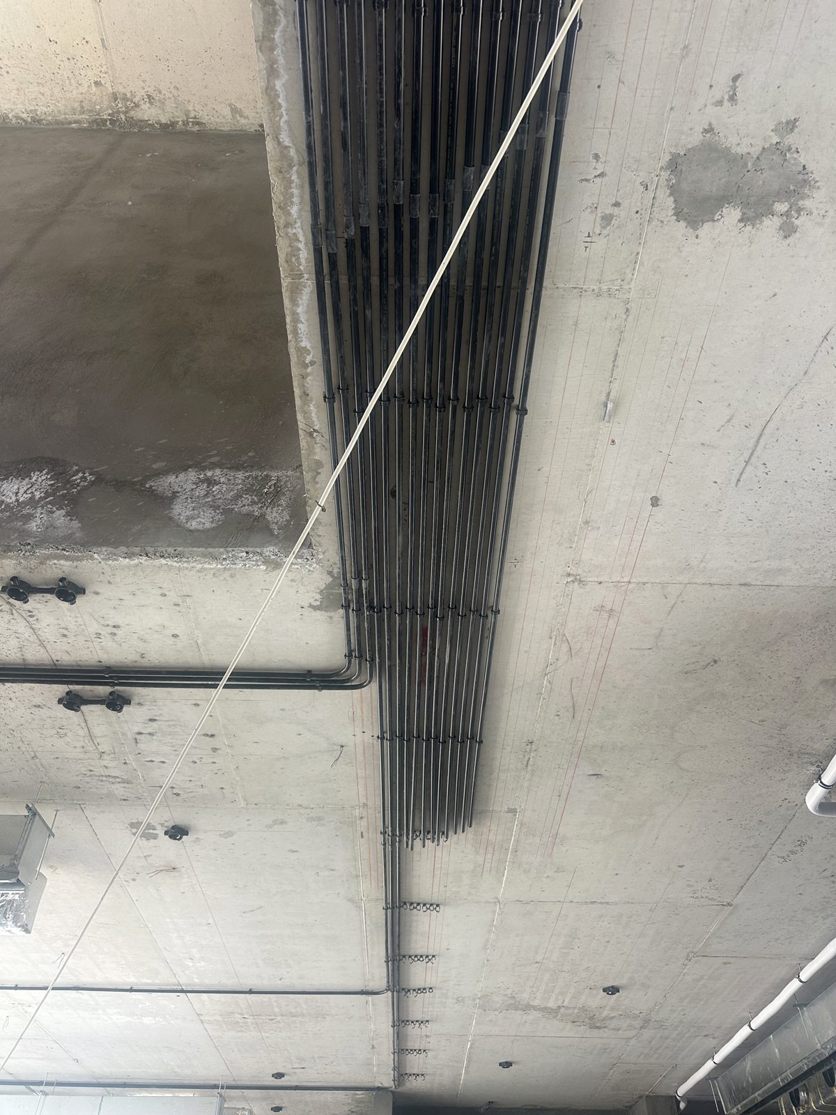 16 mm electrical conduits on the ceiling